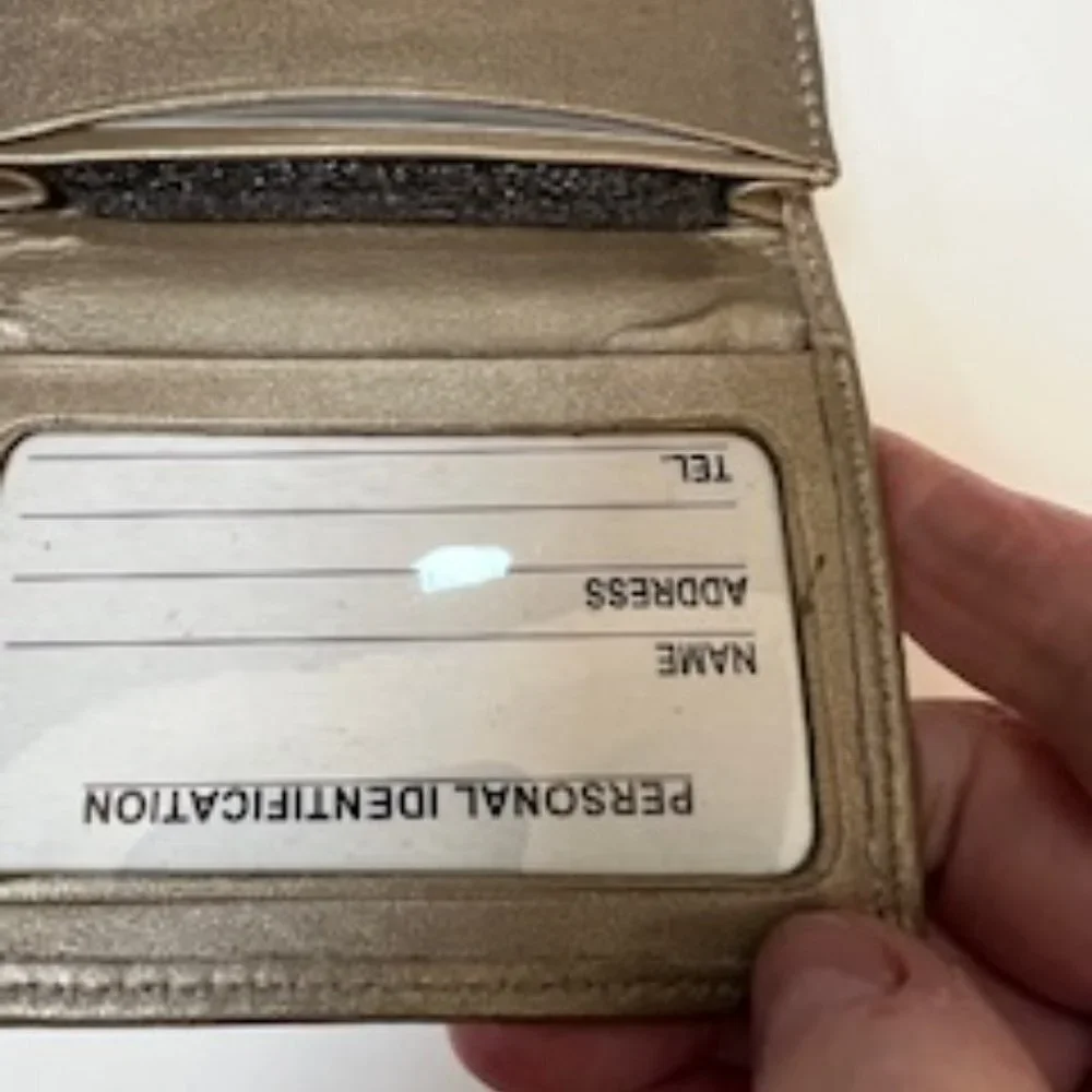 Winn International Leather Card Case Gold